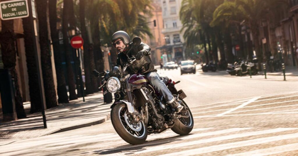 Z900RS SEとSTDの具体的な違い