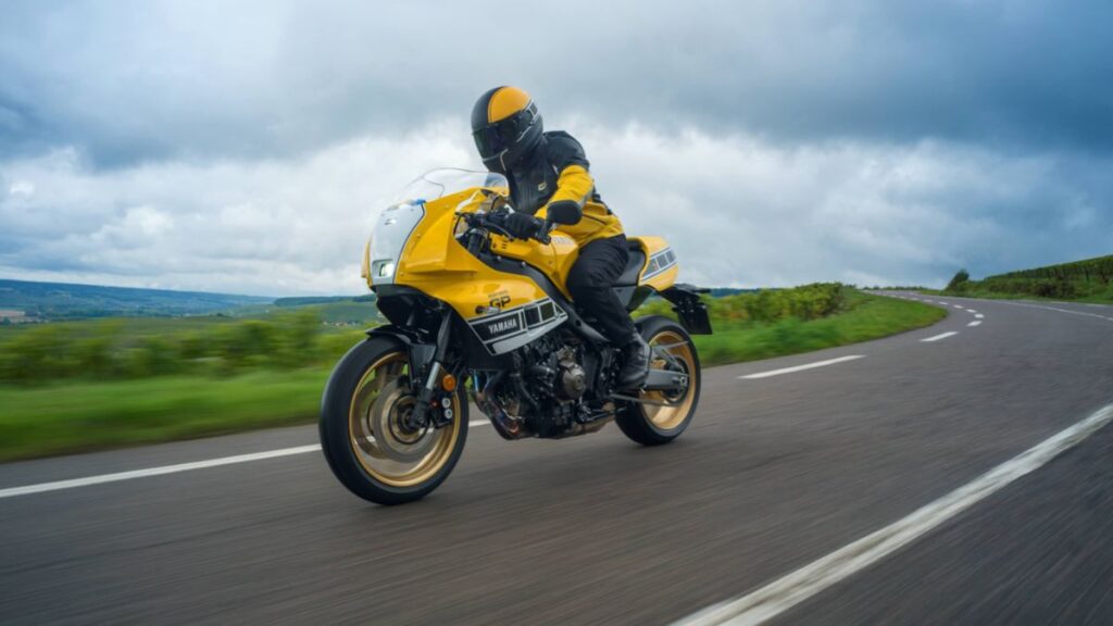 XSR900GPの最高速を支える走行性能と実燃費