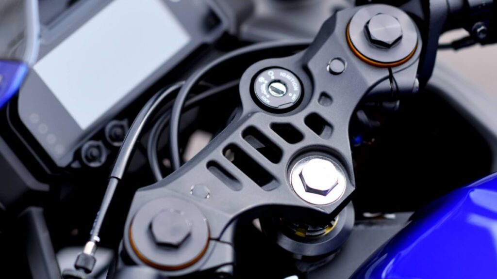 YZF-R25の最高速向上と燃費改善のコツ